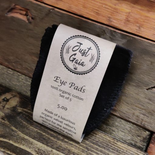 Reusable eye makeup remover pads in Just Gaia